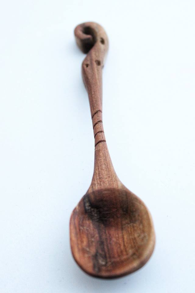 Linguriță din lemn de cireș