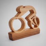 Suport personalizat pentru telefon, ceasuri, ochelari, verighetă şi chei